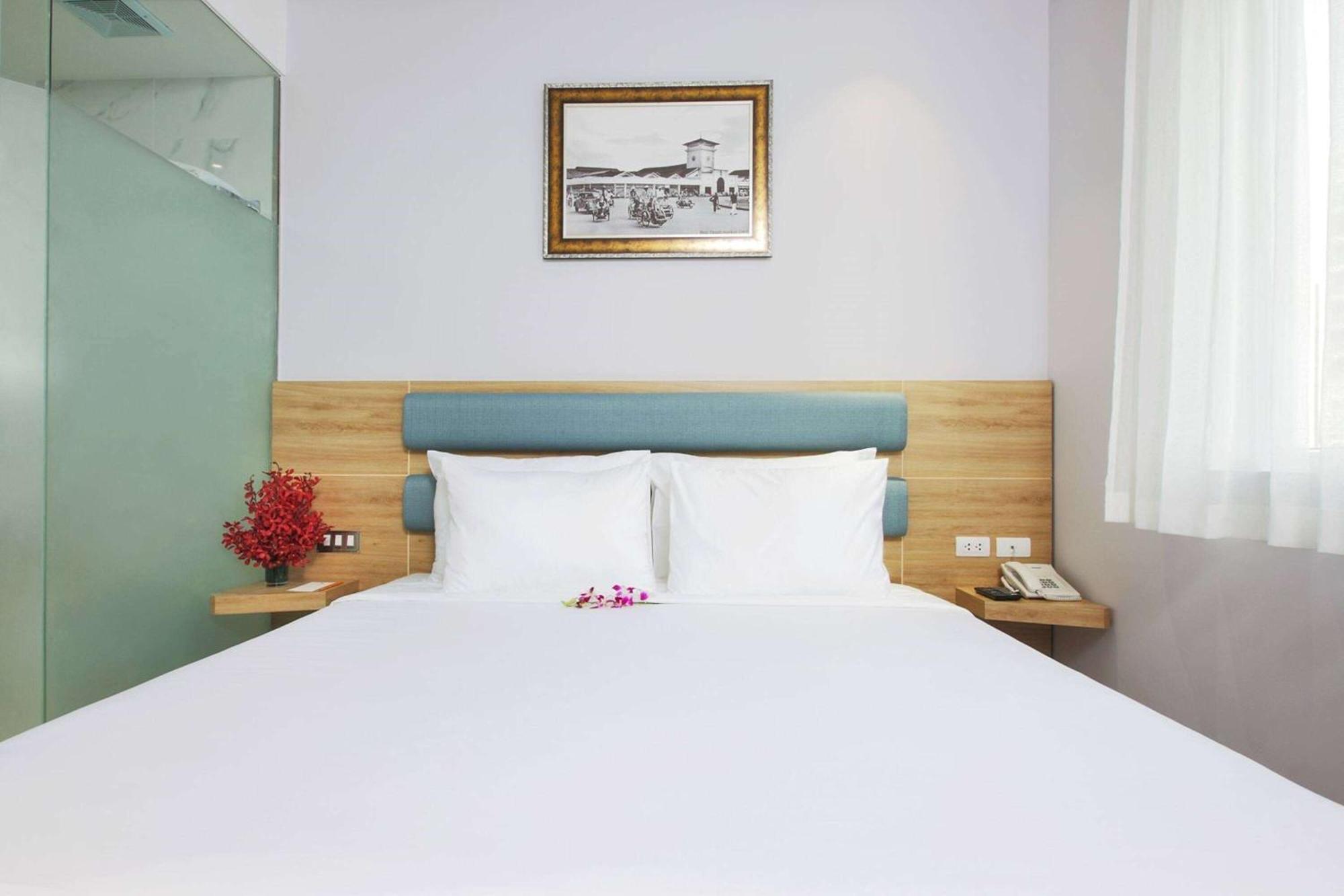 Khách sạn Ramada Encore By Wyndham Sài Gòn Quận 1 - Trước đây Là M Boutique Sài Gòn