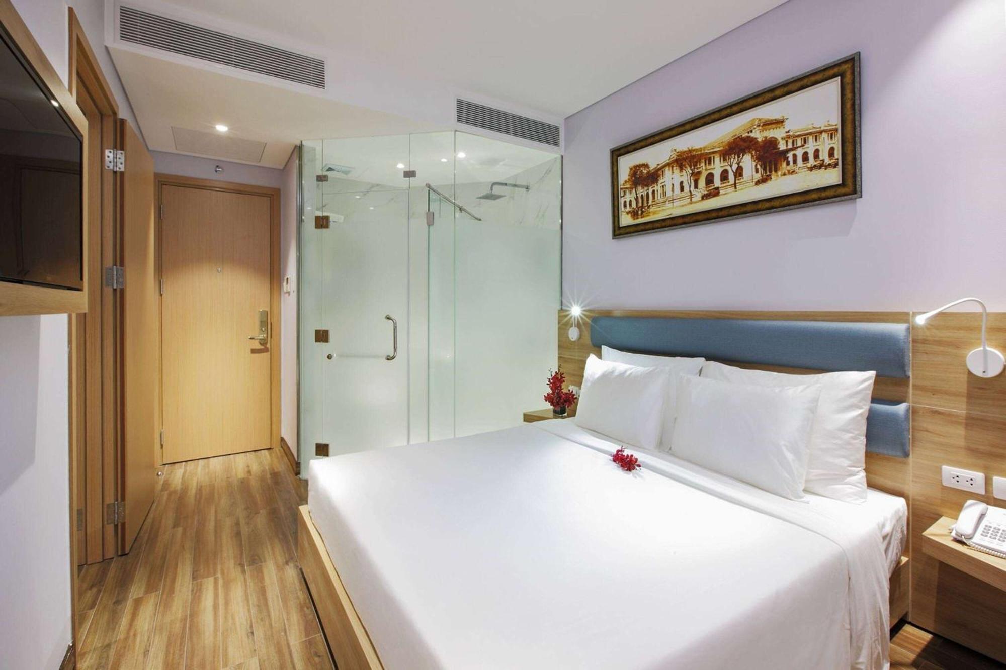 Khách sạn Ramada Encore By Wyndham Sài Gòn Quận 1 - Trước đây Là M Boutique Sài Gòn