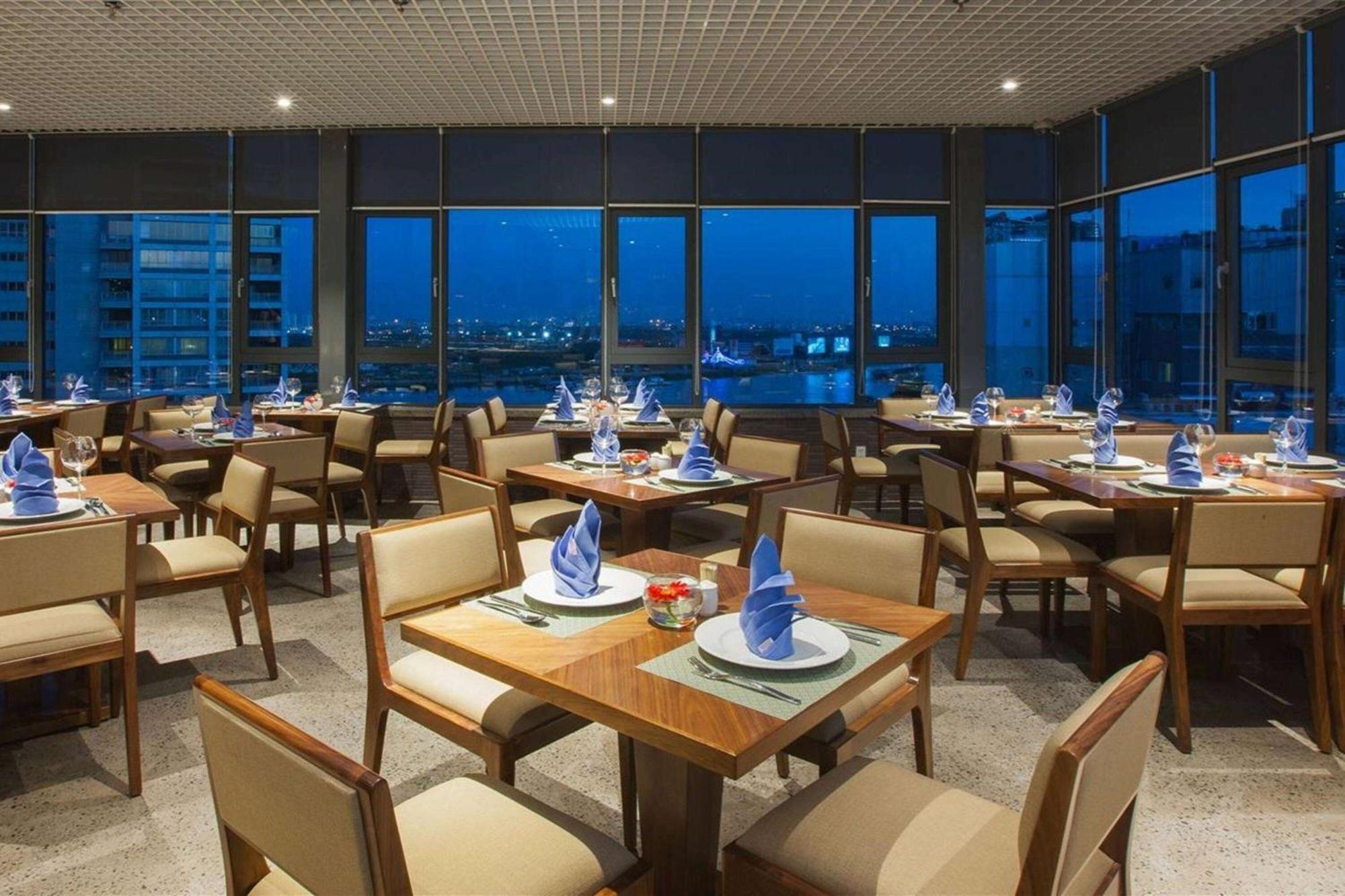 Ramada Encore By Wyndham Sài Gòn Quận 1 - Trước đây Là M Boutique Sài Gòn Khách sạn TP. Hồ Chí Minh